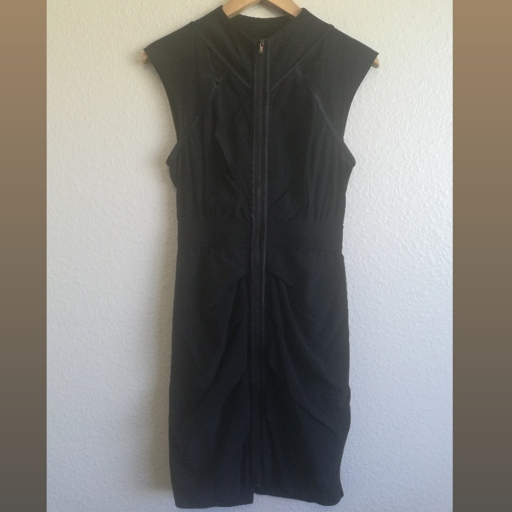 ⬇️ Black bebe Bodycon Dress
